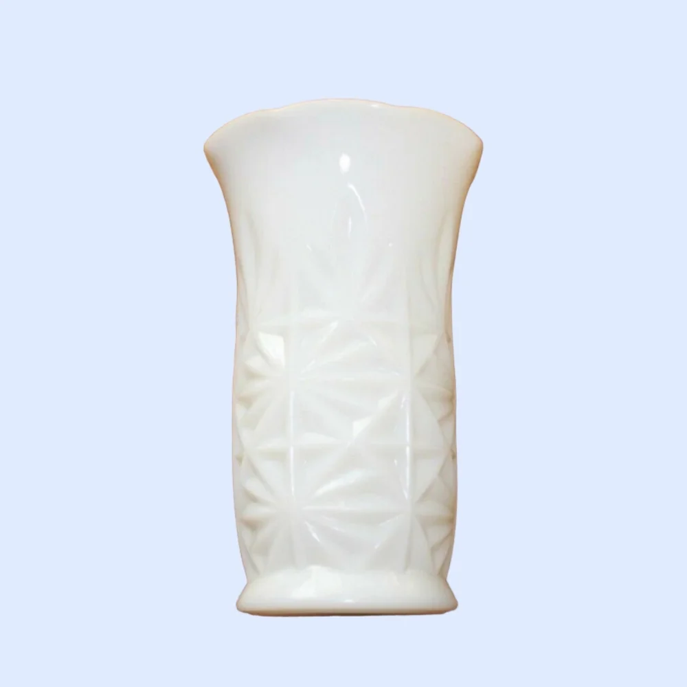 Hazel-Atlas white ruffled